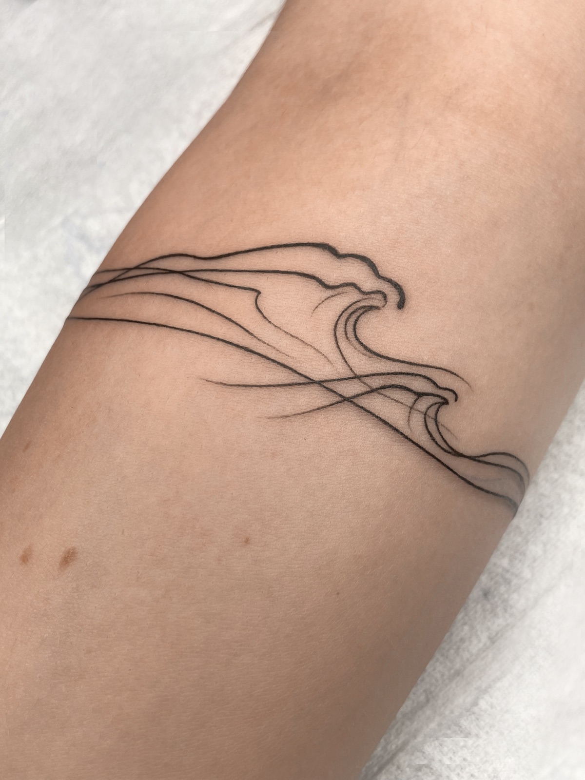 Gerda Ra Tattoo · Fine line